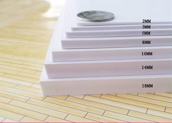 Dewan Foam Konstruksi WPC yang Disesuaikan untuk Bekisting Beton 610 X 2440mm